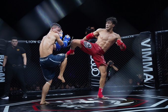 Những màn đọ sức tóe lửa ở chung kết MMA Việt Nam - 7 Những màn đọ sức tóe lửa ở chung kết MMA Việt Nam - 7