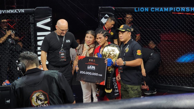 Nhà vô địch MMA Việt Nam bị mẹ giục giải nghệ để lấy chồng - 4 Nhà vô địch MMA Việt Nam bị mẹ giục giải nghệ để lấy chồng - 4