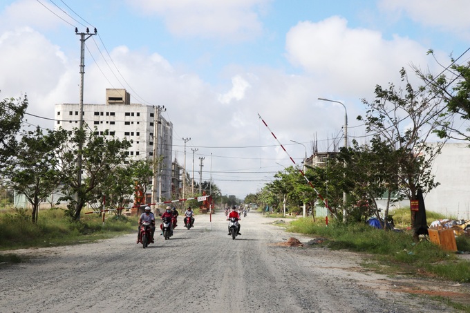 Khu nhà ở dành cho người thu nhập thấp trễ hẹn hơn một thập kỷ - 1 Khu nhà ở dành cho người thu nhập thấp trễ hẹn hơn một thập kỷ - 1