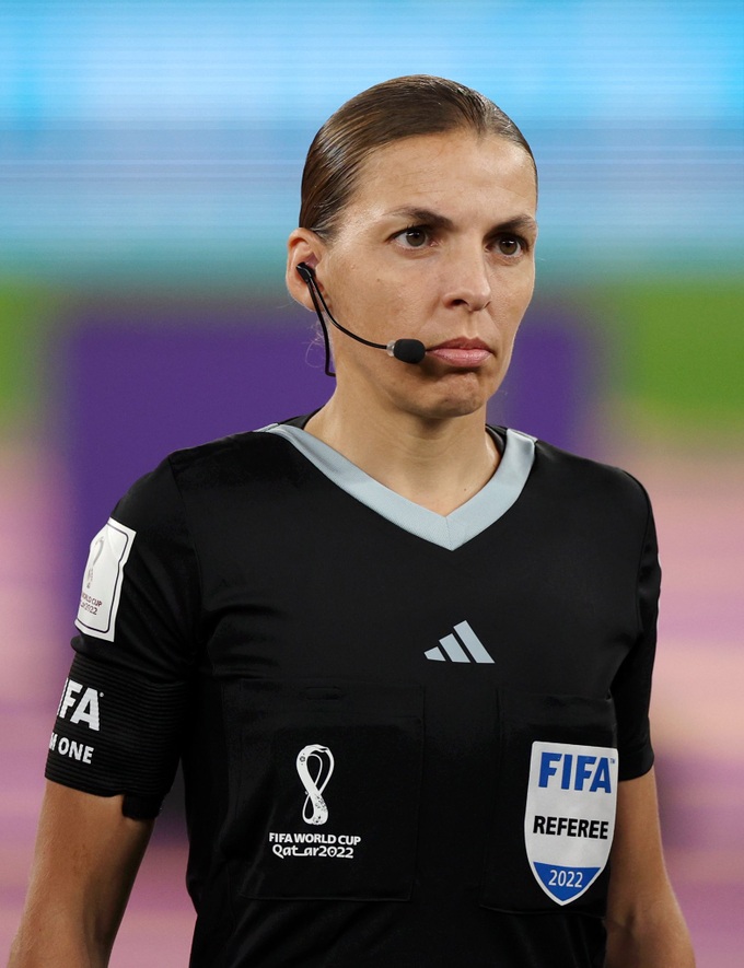 Nữ trọng tài đầu tiên trong lịch sử World Cup sắp xuất hiện - 2 Nữ trọng tài đầu tiên trong lịch sử World Cup sắp xuất hiện - 2