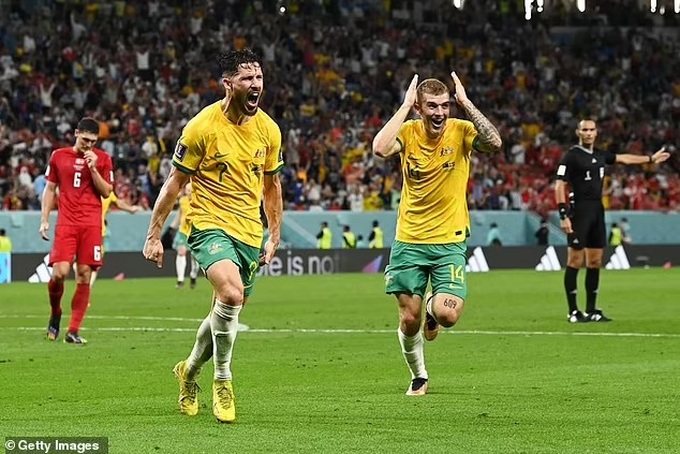 Khiến Đan Mạch về nước sớm, đội tuyển Australia nhận mưa lời khen - 2 Khiến Đan Mạch về nước sớm, đội tuyển Australia nhận mưa lời khen - 2