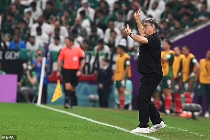 HLV đầu tiên ở World Cup 2022 bị sa thải - 2 HLV đầu tiên ở World Cup 2022 bị sa thải - 2