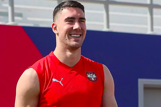Tiền đạo Serbia bị tố quan hệ bất chính với vợ đồng đội ở World Cup - 1 Tiền đạo Serbia bị tố quan hệ bất chính với vợ đồng đội ở World Cup - 1