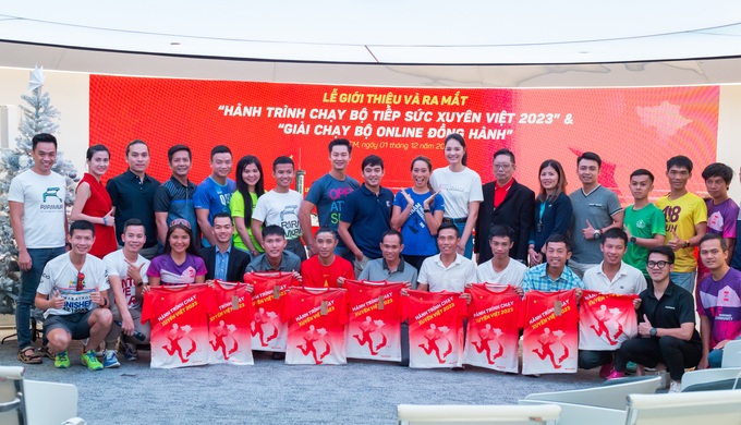 Hành trình chạy bộ tiếp sức xuyên Việt trở lại sau 3 năm gián đoạn - 1 Hành trình chạy bộ tiếp sức xuyên Việt trở lại sau 3 năm gián đoạn - 1