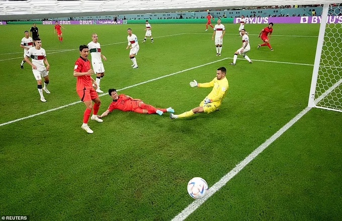 Ronaldo tỏa sáng với pha kiến tạo giúp Hàn Quốc ngược dòng chiến thắng - 2 Ronaldo tỏa sáng với pha kiến tạo giúp Hàn Quốc ngược dòng chiến thắng - 2