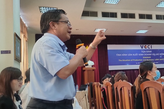 Nhiều doanh nghiệp tuyển người không được, nghìn công nhân mất việc đi đâu? - 3 Nhiều doanh nghiệp tuyển người không được, nghìn công nhân mất việc đi đâu? - 3