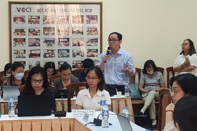 Nhiều doanh nghiệp tuyển người không được, nghìn công nhân mất việc đi đâu? - 2 Nhiều doanh nghiệp tuyển người không được, nghìn công nhân mất việc đi đâu? - 2