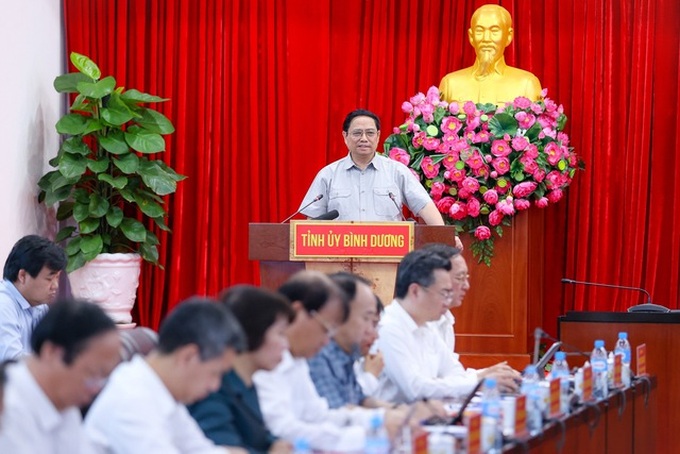 Thủ tướng yêu cầu Bình Dương ưu tiên gỡ khó cho doanh nghiệp - 6 Thủ tướng yêu cầu Bình Dương ưu tiên gỡ khó cho doanh nghiệp - 6