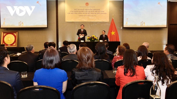 Chủ tịch Quốc hội Vương Đình Huệ gặp đại diện cộng đồng người Việt tại New Zealand - 2