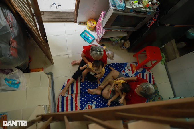 Cụ bà trong video của TikToker Nờ Ô Nô: Tôi sợ không dám ra đường - 5 Cụ bà trong video của TikToker Nờ Ô Nô: Tôi sợ không dám ra đường - 5
