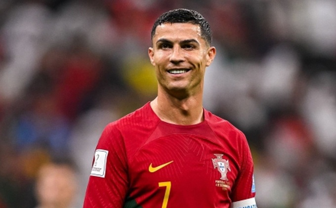 C.Ronaldo không chịu ra sân tập cùng tuyển Bồ Đào Nha - 2