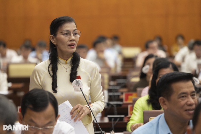 TPHCM: Cán bộ chạnh lòng vì không có thời gian cho gia đình - 2 TPHCM: Cán bộ chạnh lòng vì không có thời gian cho gia đình - 2