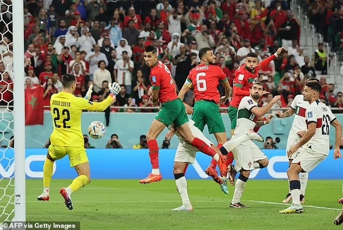 Cristiano Ronaldo gửi tâm thư sau khi tan vỡ giấc mơ World Cup - 1