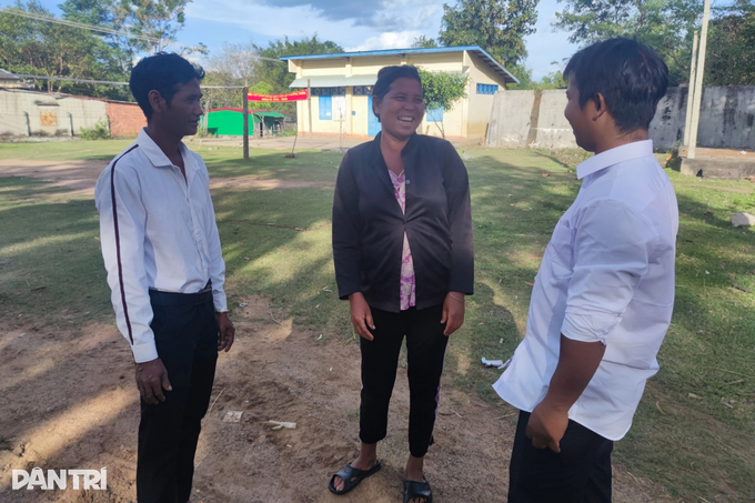 Chánh án làng xử lý người đàn ông say lên nhầm giường... cô hàng xóm - 5