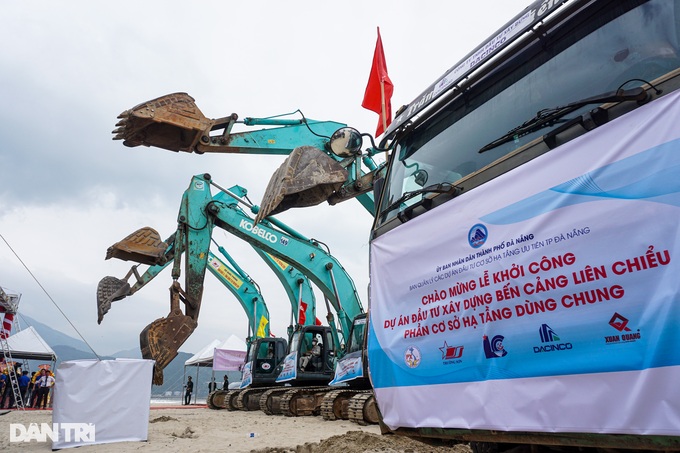 Chủ tịch nước: Xây dựng cảng Liên Chiểu là đầu tư cho cả vùng miền Trung - 5 Chủ tịch nước: Xây dựng cảng Liên Chiểu là đầu tư cho cả vùng miền Trung - 5