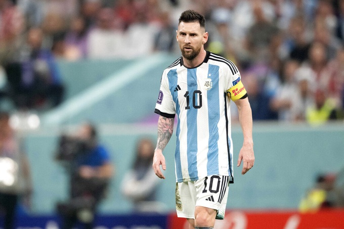 Argentina Messi kỷ lục: Messi đã thiết lập rất nhiều kỷ lục trong sự nghiệp của mình, thậm chí còn ở đội tuyển quốc gia. Qua hình ảnh các pha bóng của Messi ở Argentina, hãy cùng nhìn lại những kỷ lục đó và ngưỡng mộ tài năng vô song của anh ta.
