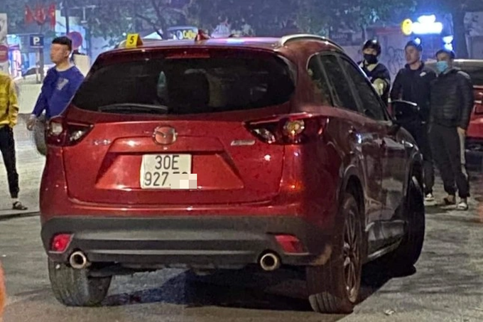 Tài xế Mazda tông 4 người bị thương có độ cồn kịch khung