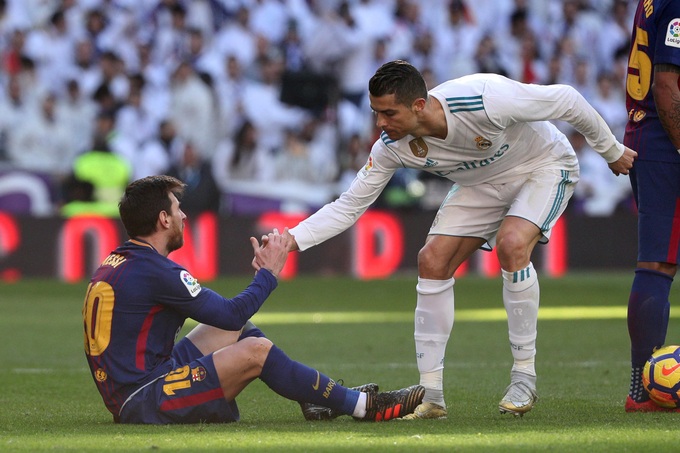 Sửng sốt: Ronaldo ủng hộ Argentina của Messi - 2