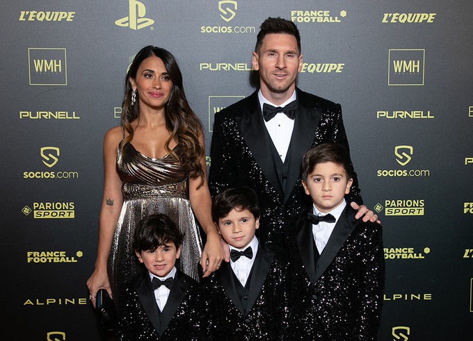 Phong cách thời trang nam tính và khối tài sản đáng nể của Lionel Messi