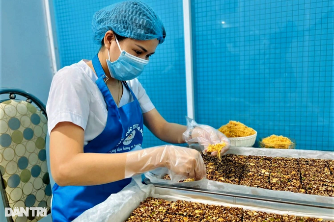 Nữ dược sĩ thu trăm triệu mỗi tháng với nông sản quê hương - 2 Nữ dược sĩ thu trăm triệu mỗi tháng với nông sản quê hương - 2