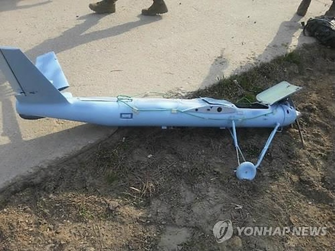 Máy bay Hàn Quốc bị rơi khi chặn UAV nghi của Triều Tiên - 1 Máy bay Hàn Quốc bị rơi khi chặn UAV nghi của Triều Tiên - 1