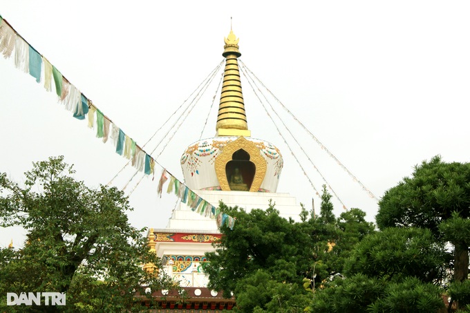 Chiêm ngưỡng ngôi chùa với kiến trúc Tây Tạng độc đáo tại Hà Nội  - 4