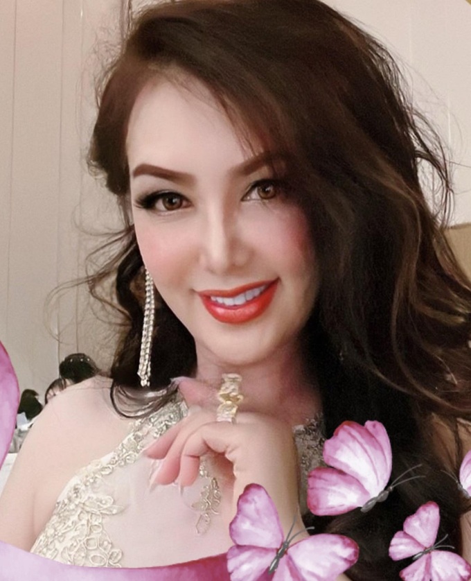 Mộng Vân - mỹ nhân Việt có bàn tay đẹp nhất thập niên 90 giờ ra sao? - 8 Mộng Vân - mỹ nhân Việt có bàn tay đẹp nhất thập niên 90 giờ ra sao? - 8