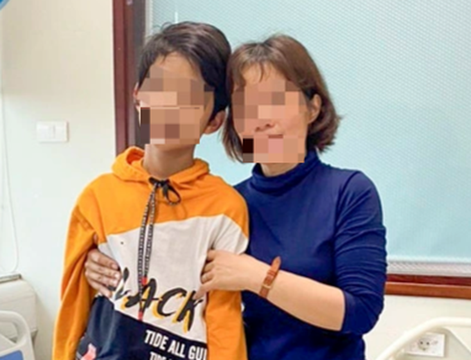 Sau pha bắt bóng, bé trai đột ngột ngừng tim gần 60 phút - 2 Sau pha bắt bóng, bé trai đột ngột ngừng tim gần 60 phút - 2