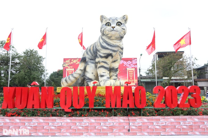 Quảng Trị tặng bằng khen cho người tạo ra linh vật mèo gây sốt - 2 Quảng Trị tặng bằng khen cho người tạo ra linh vật mèo gây sốt - 2