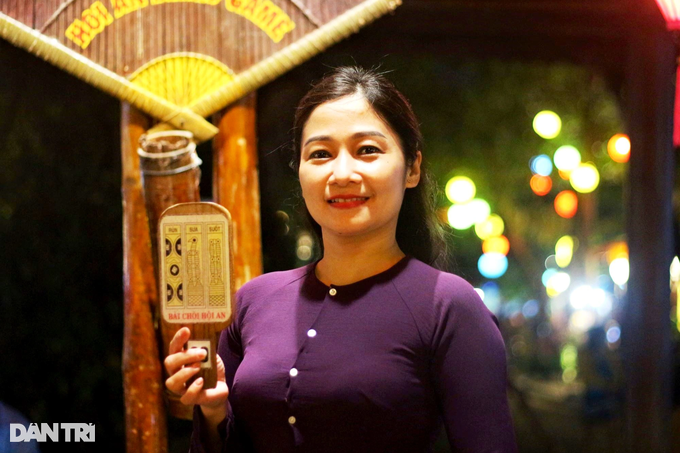Những người lưu giữ Di sản văn hóa phi vật thể bài chòi tại Hội An - 4 4 edited 1673943163429