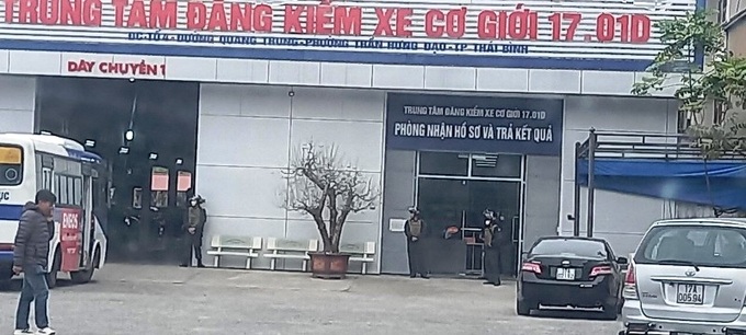 Công an khám xét hai trung tâm đăng kiểm xe cơ giới ở Thái Bình - 1