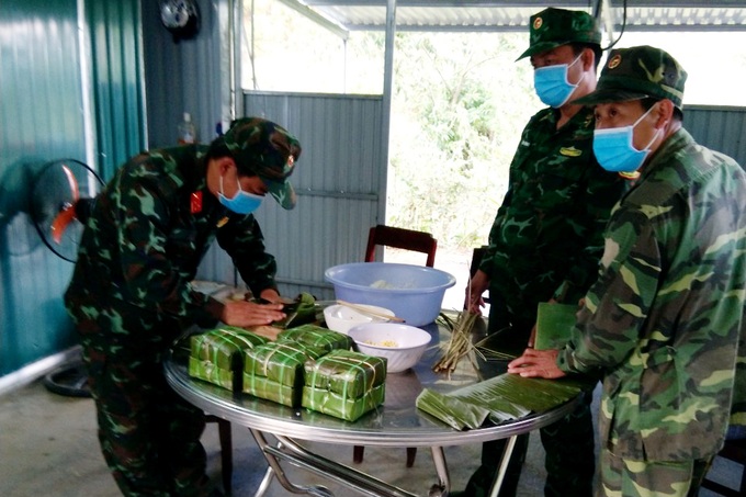 Tết biên cương ấm áp tình cảm những người bố nuôi quân hàm xanh - 7 Tết biên cương ấm áp tình cảm những người bố nuôi quân hàm xanh - 7