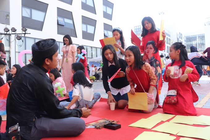 Chuyên gia văn hóa: Khai bút ngày mùng 1 Tết là mỹ tục của người Việt - 2