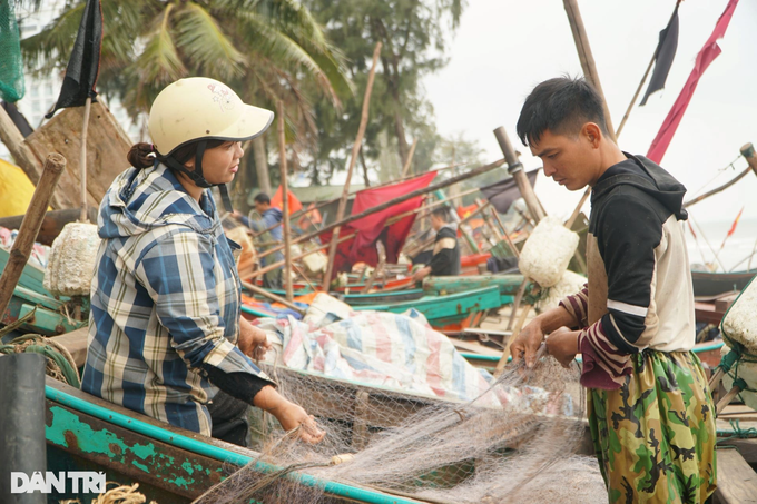 Fishermen hunt fish and potatoes, earn millions on New Year's Day - 6