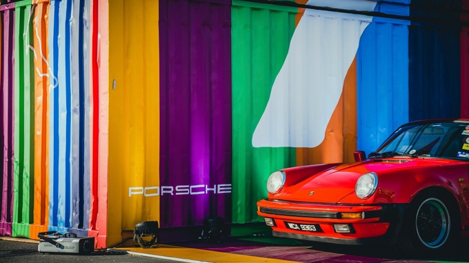 Chiêm ngưỡng những sắc màu hiếm thấy của Porsche - 15