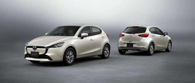 Mazda2 2024 được nâng cấp nhẹ, thêm 2 màu sơn mới - 1