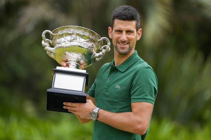 Djokovic lên ngôi số một thế giới, báo chí quốc tế hết mực ca ngợi - 1