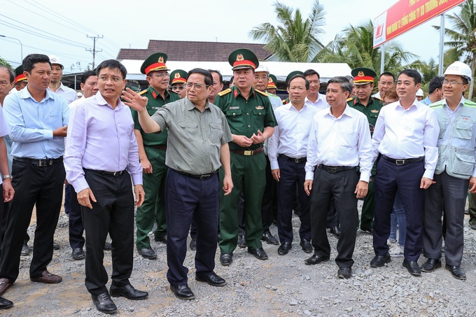 Thủ tướng thị sát công trường cầu Mỹ Thuận 2, đôn đốc các cao tốc ở ĐBSCL - 6