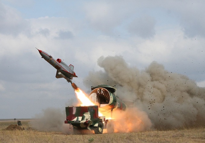 Vũ khí bí mật giúp Ukraine qua mặt lưới lửa phòng không dày đặc của Nga - 1