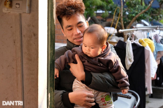 Công nhân trở lại nhà máy: Có việc, giờ quan trọng hơn thu nhập - 4 Công nhân trở lại nhà máy: Có việc, giờ quan trọng hơn thu nhập - 4