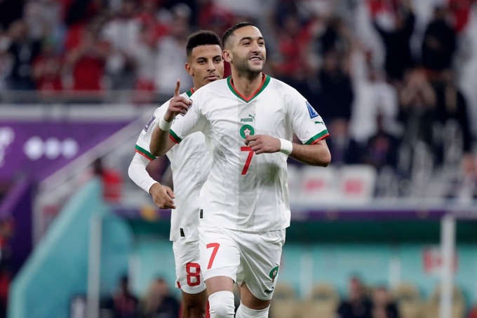 Chelsea phạm sai lầm khó tin khiến Ziyech không thể tới PSG - 2 Chelsea phạm sai lầm khó tin khiến Ziyech không thể tới PSG - 2