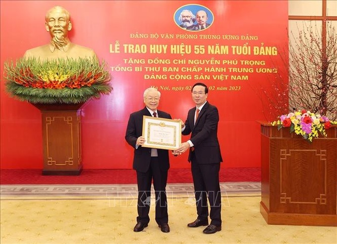 Lễ trao Huy hiệu 55 năm tuổi Đảng tặng Tổng Bí thư Nguyễn Phú Trọng - 3
