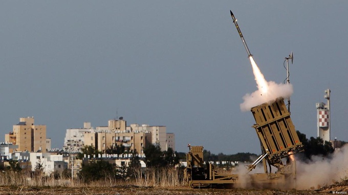 Israel có thể viện trợ quân sự cho Ukraine - 1