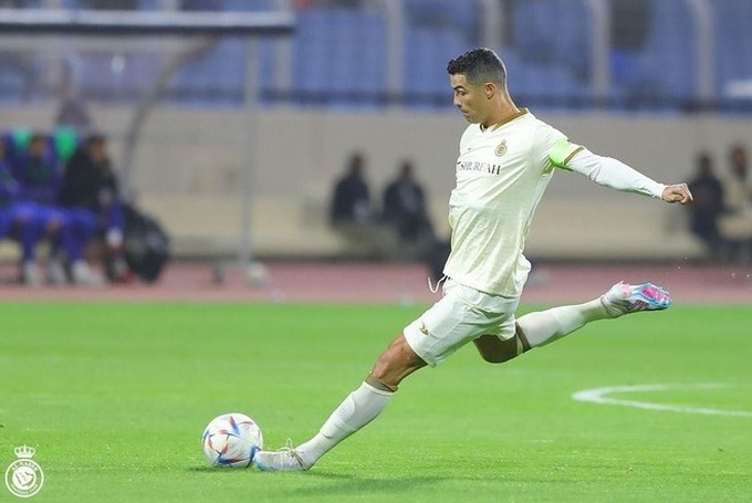 Lập kỷ lục vĩ đại ở Saudi Arabia, C.Ronaldo lên tiếng - 1