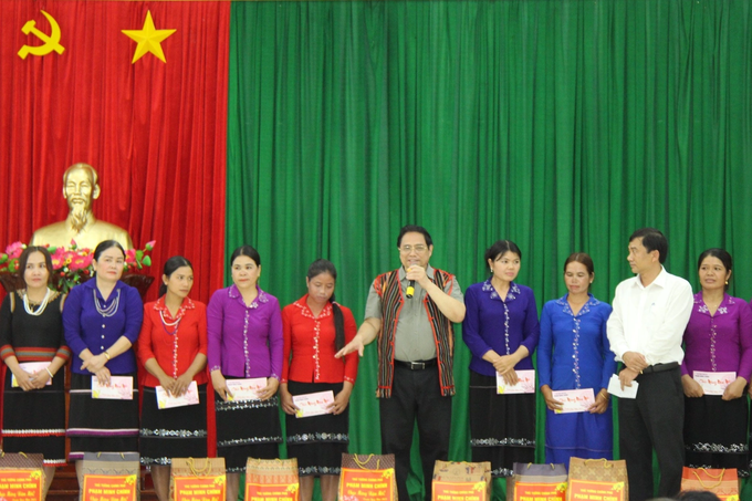 Thủ tướng: Bình Định đi trước 5 năm về xây nhà cho người thu nhập thấp - 3 Thủ tướng: Bình Định đi trước 5 năm về xây nhà cho người thu nhập thấp - 3