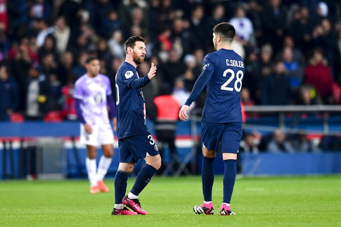 Messi tỏa sáng giúp PSG ngược dòng hạ gục Toulouse - 4