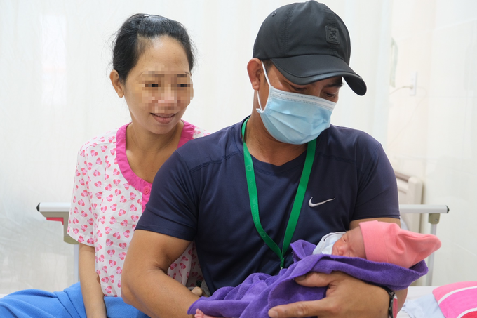 TPHCM: Mẹ bị thủng tử cung 15cm, em bé sắp sinh lọt ra ổ bụng nguy kịch - 1 TPHCM: Mẹ bị thủng tử cung 15cm, em bé sắp sinh lọt ra ổ bụng nguy kịch - 1