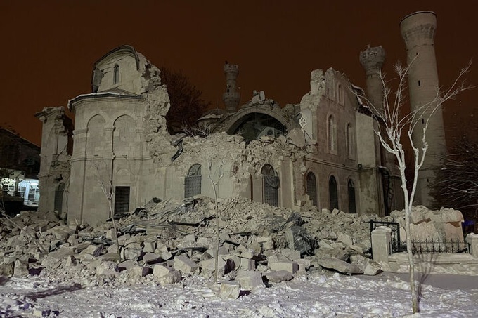 Những công trình lịch sử bị đổ sập sau trận động đất thế kỷ - 3