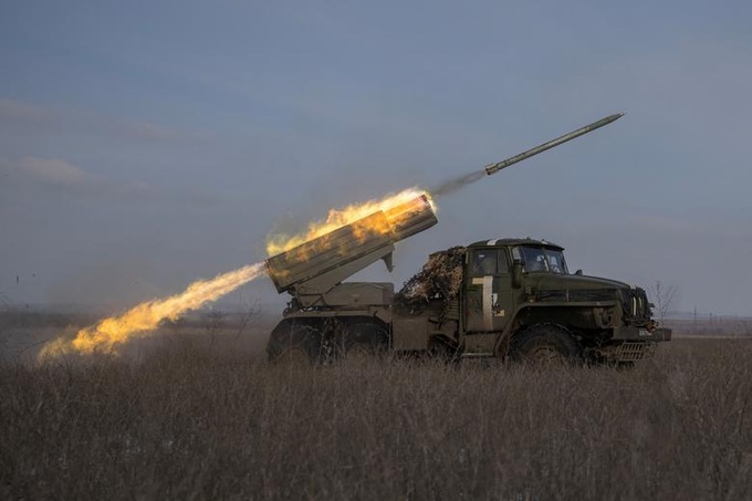 Nga giành thêm lãnh thổ, siết gọng kìm quanh Ukraine ở pháo đài Bakhmut - 1 Nga giành thêm lãnh thổ, siết gọng kìm quanh Ukraine ở pháo đài Bakhmut - 1