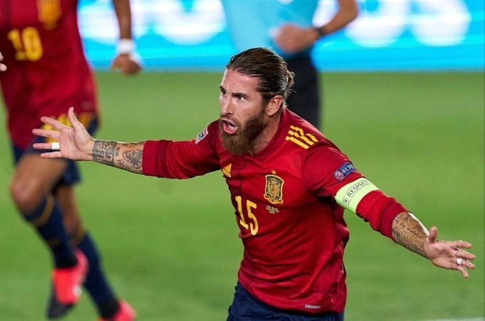 Sergio Ramos tuyên bố chia tay đội tuyển Tây Ban Nha